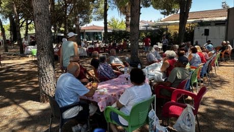 Dikili'de gazetemiz Evrensel'le dayanışma pikniği