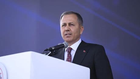 Bakan Yerlikaya: Terörsüz Türkiye hedefine ulaşacağız
