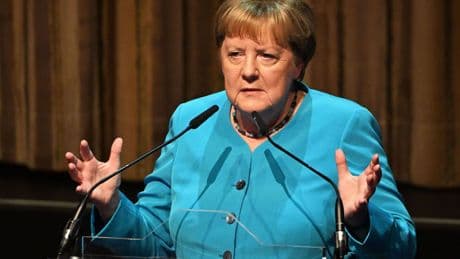 Auszeichnung: Merkel: Für Zivilgesellschaft in Israel eintreten