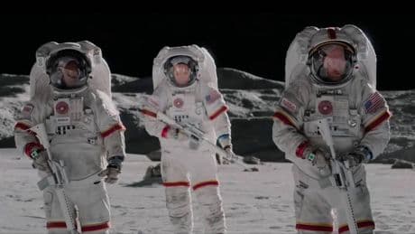 "Hay un soldado americano en la Luna", afirma el secretario del Ejército de EEUU