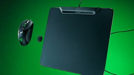Razer&#8217;s new mousepad wirelessly charges mice with a Logitech-style puck