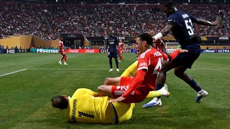 „Mit einer solchen Wucht“ - Neue Kritik an Donnarumma!