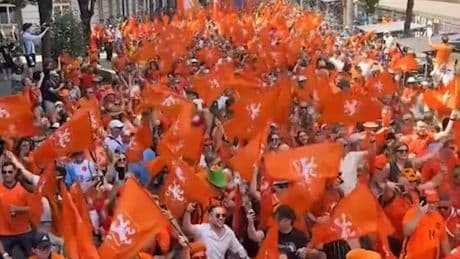 Erinnerungen an die Heim-EM werden wach - Oranje-Wahnsinn in der Schweiz!