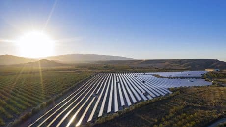 España investiga vulnerabilidades cibernéticas en pequeñas centrales eléctricas tras el apagón