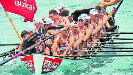 Zierbena doblega a Urdaibai y conquista la corona vizcaína