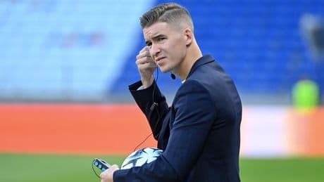 Foot : François Letexier obtient son trophée de «meilleur arbitre du monde»