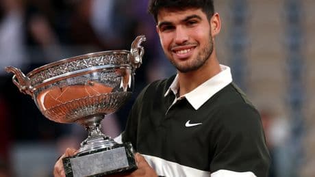 Carlos Alcaraz gana su segundo Roland Garros tras una remontada para la historia ante Jannik Sinner