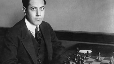 José Raúl Capablanca, un 'bon vivant' que reinventó el ajedrez gracias a su cerebro... y a su picardía