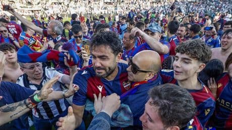 El Levante es de Primera tras una remontada épica