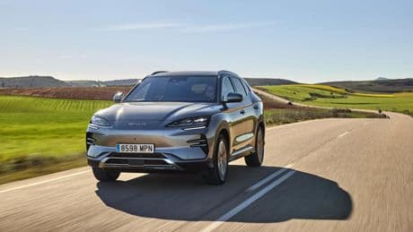Cambia un Tesla por un BYD y recalca las grandes diferencias entre ambos coches: “Muchas marcas europeas me parecen un poco aburridas. Siempre hacen lo mismo y estas marcas hacen algo nuevo”