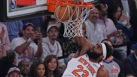 Basketball-Playoffs: Berauschender Sieg: New York wahrt Chance aufs NBA-Finale