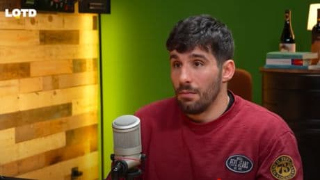 Saúl Sánchez, nutricionista: “Hay que aprender a no depender de los fármacos, si tomas un ibuprofeno cada vez que te duele algo acabarás tomándotelo todos los días”