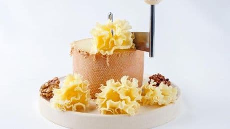 Comment se crée la chiffonnade de tête de moine… une question de physique