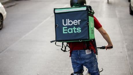 Yolanda Díaz, a por Uber Eats