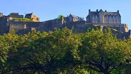 I live in the UK’s most beautiful city but tourists make 1 simple mistake when visiting