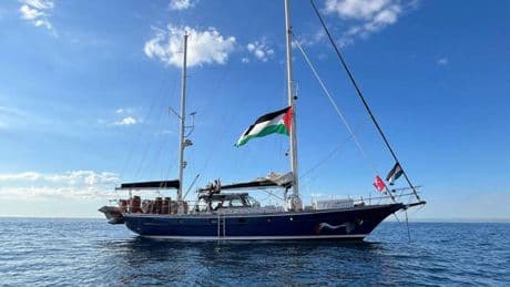 İsrail, Madleen'deki aktivistlerin deport edildiğini duyurdu: Ayrılmadan selfie çekilmeyi unutmayın