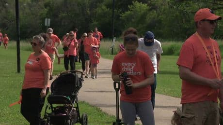 Hundreds take part in St. Albert’s annual Run for Reconciliation, organizer says support growing