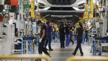 Ford cesó sus pérdidas en España antes de dejar atado el último ERE de Almussafes
