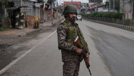 India-Pakistan, Trump annuncia il cessate il fuoco: "Notte di mediazione Usa"