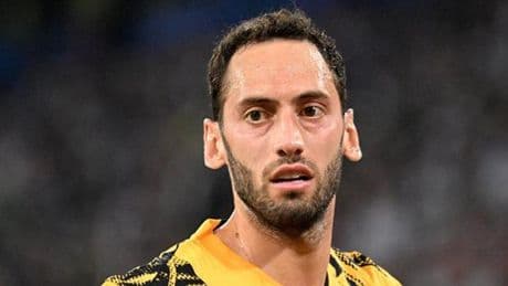 Fenerbahçe için yeniden Hakan Çalhanoğlu iddiası! Transferi dönemi bitmeden...