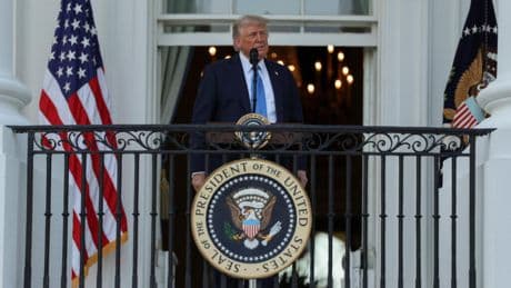 Donald Trump interdit aux ressortissants de sept pays africains d'entrer aux États-Unis
