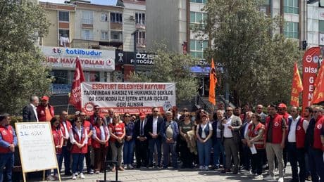 Esenyurt’ta kayyımının işten attığı işçiler eylemlerini sürdürüyor