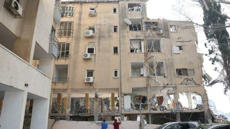 Salvano la ricerca dai bombardamenti: gli scienziati eroi e la svolta sulla leucemia