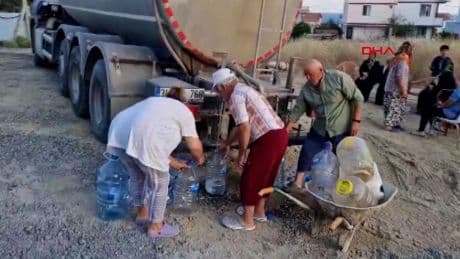 Tekirdağ'da su kesintileri: Çeşmelere akın ettiler