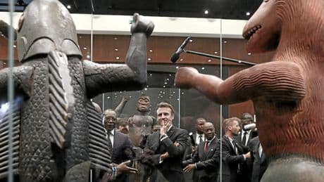 Restitution des biens culturels pillés pendant la colonisation : la France avance (enfin) vers une loi-cadre