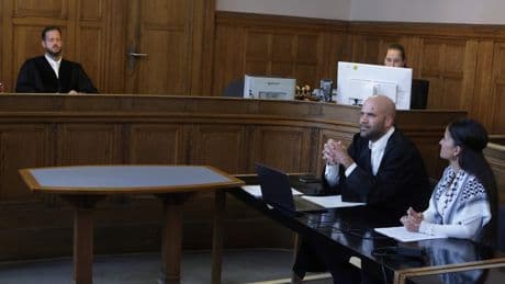 Er drückte ihr seine „Hochachtung“ aus - Schock über Richter-Lob für Israel-Hasserin