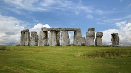 Comment la découverte d'une dent de vache vieille de 5.000 ans bouleverse ce qu'on croyait savoir sur Stonehenge