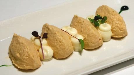 Así se come en el restaurante de Ander González, el chef que nos enseña a cocinar en ETB