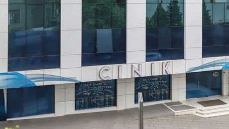Saç ektirmek için İngiltere’den Türkiye’ye geldi hayatını kaybetti