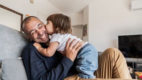 Older fathers linked to ‘significantly’ higher IVF miscarriage risk