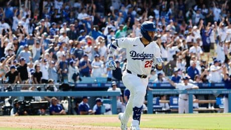 Michael Conforto caps late comeback as Dodgers split series with Mets