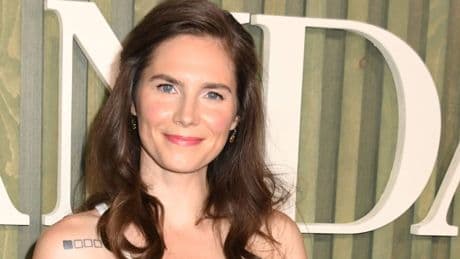 Amanda Knox zeigt sich mit Ehemann bei Premierenfeier für neue Serie