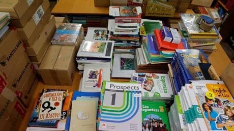 Ellas calculan su peso, ellos ganan carreras: los libros de 'mates' suman sesgos de género