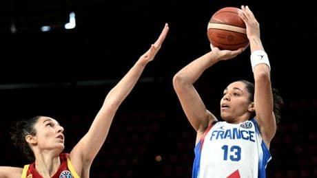 EN DIRECT | France- Espagne : les Bleues bousculées par les Espagnoles en demi-finale de l’Euro de basket