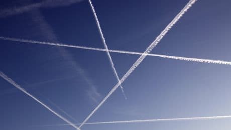 Fliegen zu Ferienbeginn: Flugzeugstau am deutschen Himmel