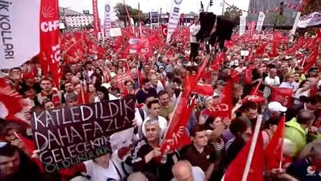 Bursa'da 'Millet İradesine Sahip Çıkıyor' mitingi: Onbinler Özgür Özel'i bekliyor