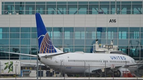 Officials plan to revamp the US air traffic control system. Here's a breakdown by the numbers