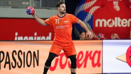 Nederlandse handballers dicht bij EK na zege op Oekraïne