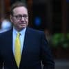 Kevin Spacey krijgt award tijdens gala in Cannes