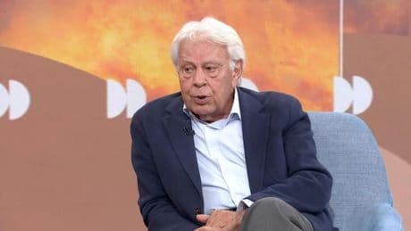 Felipe González tacha de "antidemocrático" que Sánchez no convoque elecciones por miedo a que "gane la derecha"