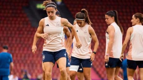 Último entrenamiento de España en Zúrich antes de enfrentarse a Alemania