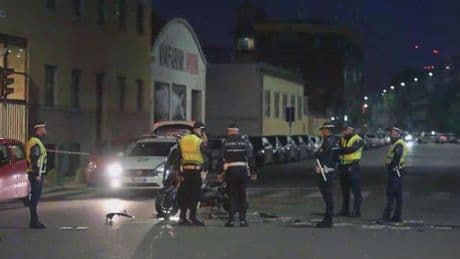 Milano, cade in fuga dalla polizia e muore. Rivolta dei parenti in ospedale