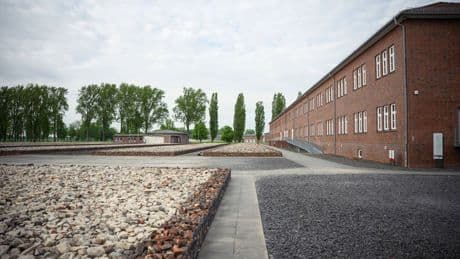Gedenkfeier: Scholz zu Gedenken an Kriegsende in Neuengamme erwartet