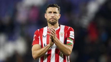 De Marcos llega con honor a la semana de su adiós al fútbol