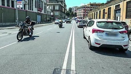 Cambia la viabilità sull’asse Pegli-Sestri. Divieti e rotatorie per evitare incidenti