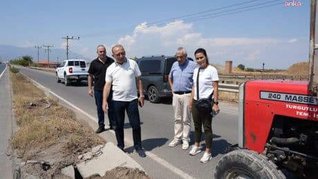 Turgutlu Belediye Başkanı Akın, yağıştan etkilenen bölgeleri inceledi